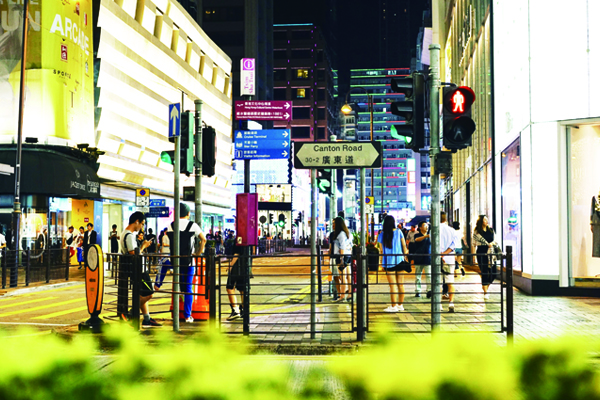 香港移民理想年龄由30岁至50岁